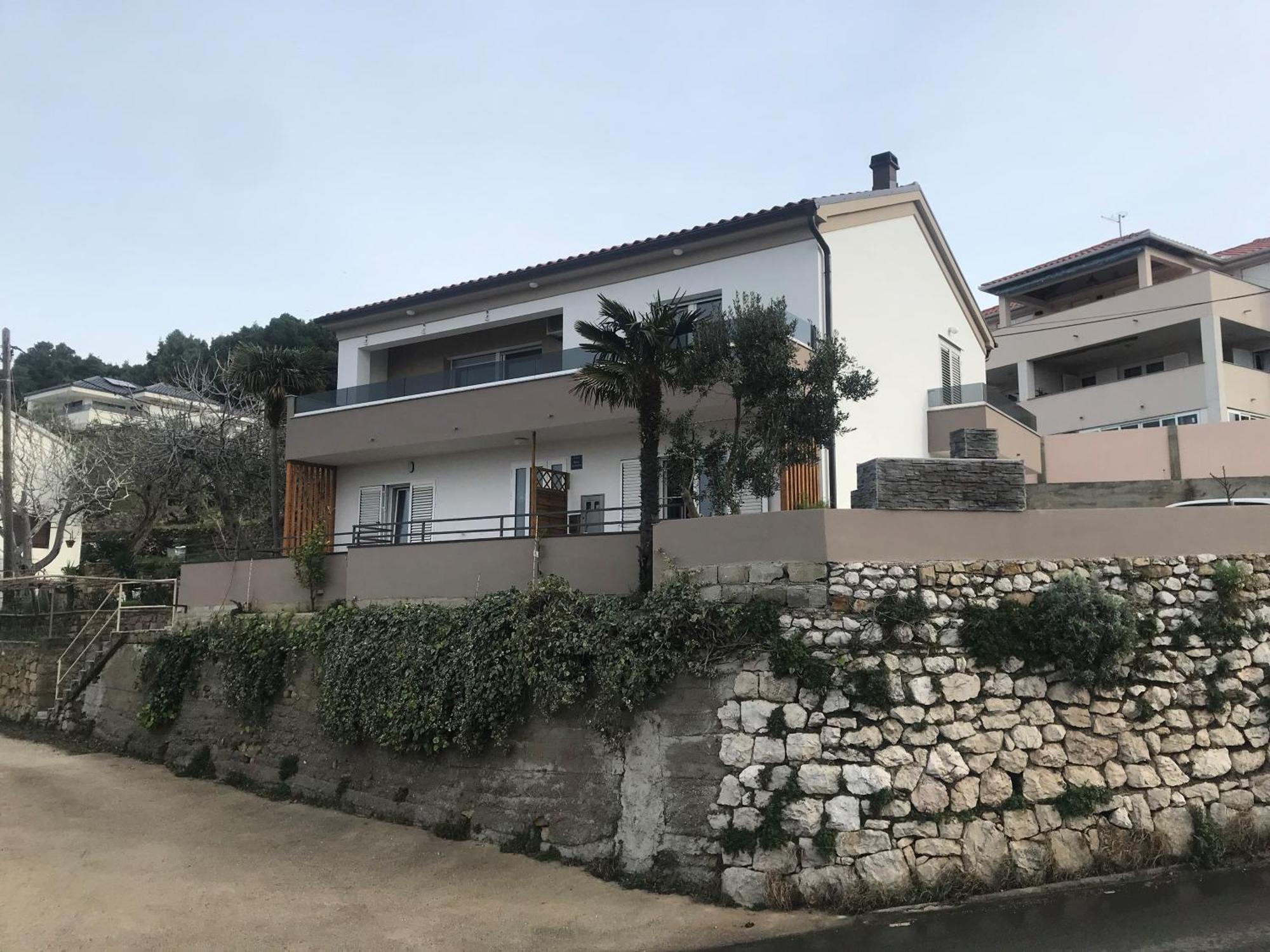 Apartments Jelka Banjol Exterior photo